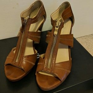 CL Chinese Laundry Willow Soft Burni Sandal